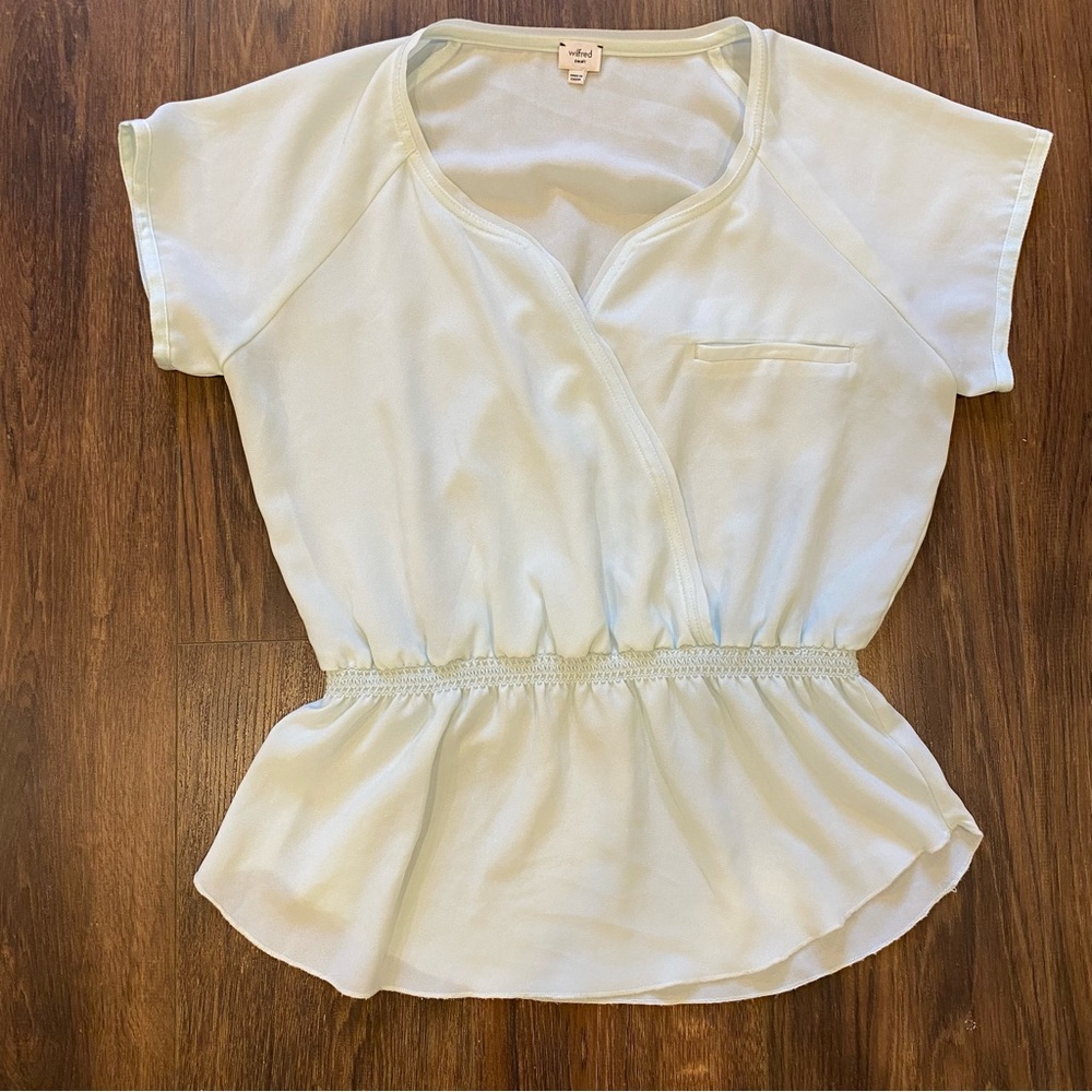 Aritzia Wilfred sea foam green short sleeve top size small peplum blouse cinched